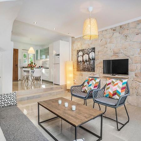 Boutique Maisonette Pefkochori Bagian luar foto